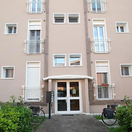 Ca' Marghe, Zona Autodromo Apartament